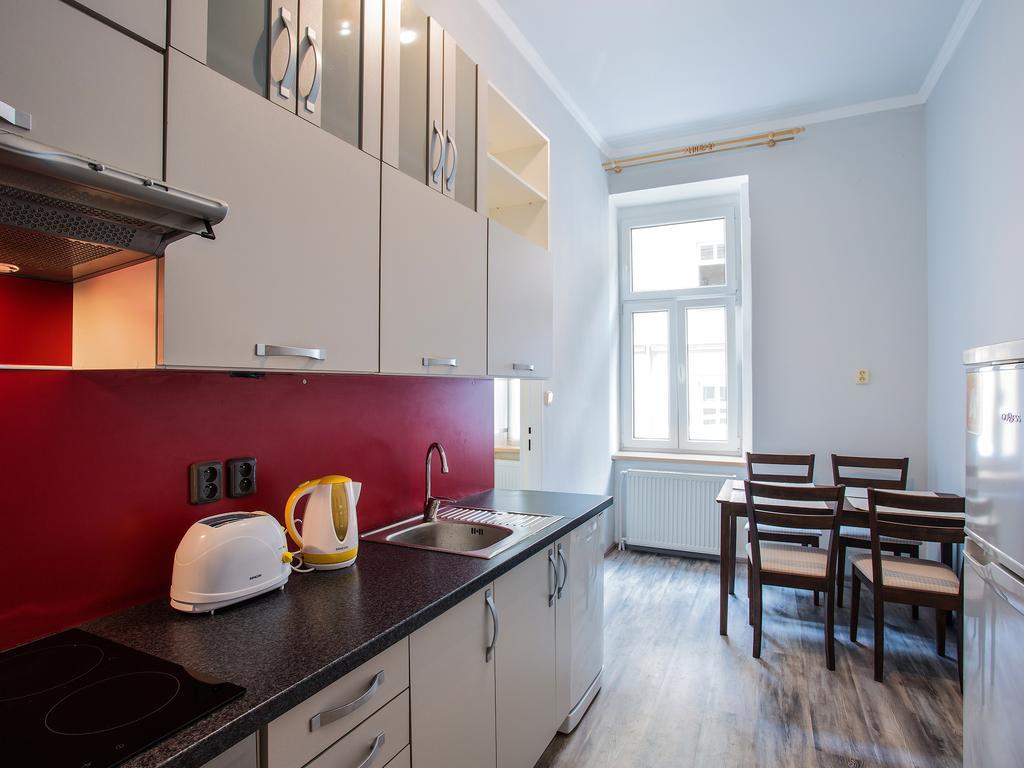 Lyra Apartments Karlovy Vary Oda fotoğraf