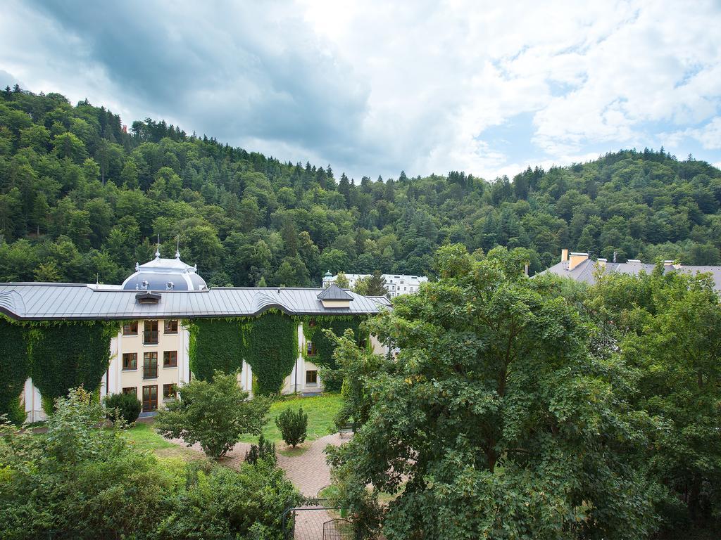 Lyra Apartments Karlovy Vary Oda fotoğraf