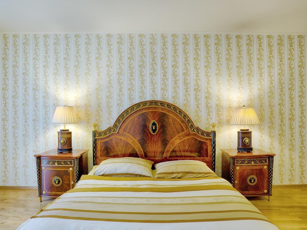 Lyra Apartments Karlovy Vary Oda fotoğraf