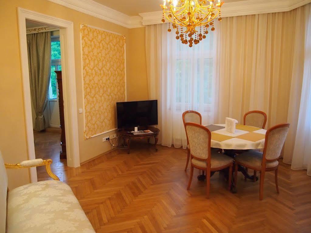Lyra Apartments Karlovy Vary Dış mekan fotoğraf