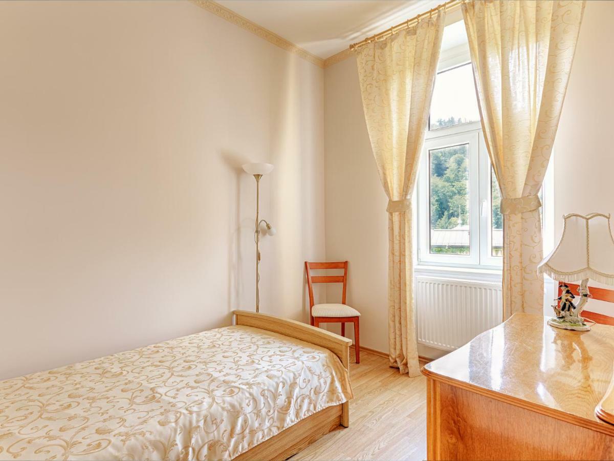 Lyra Apartments Karlovy Vary Dış mekan fotoğraf