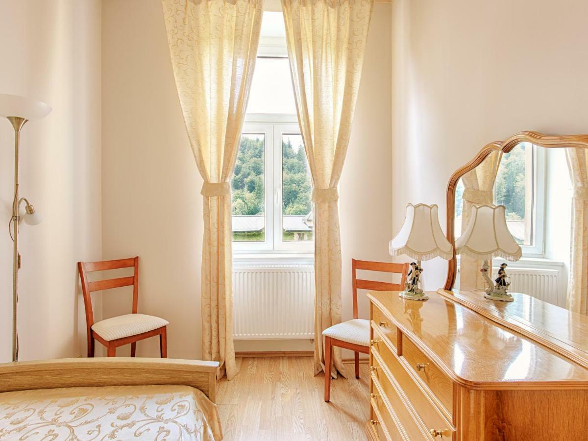 Lyra Apartments Karlovy Vary Dış mekan fotoğraf
