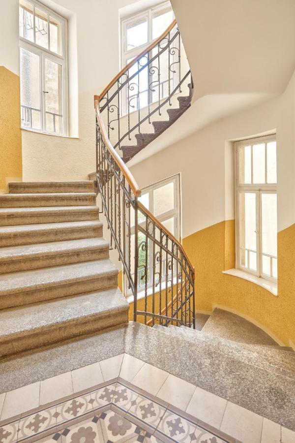 Lyra Apartments Karlovy Vary Dış mekan fotoğraf